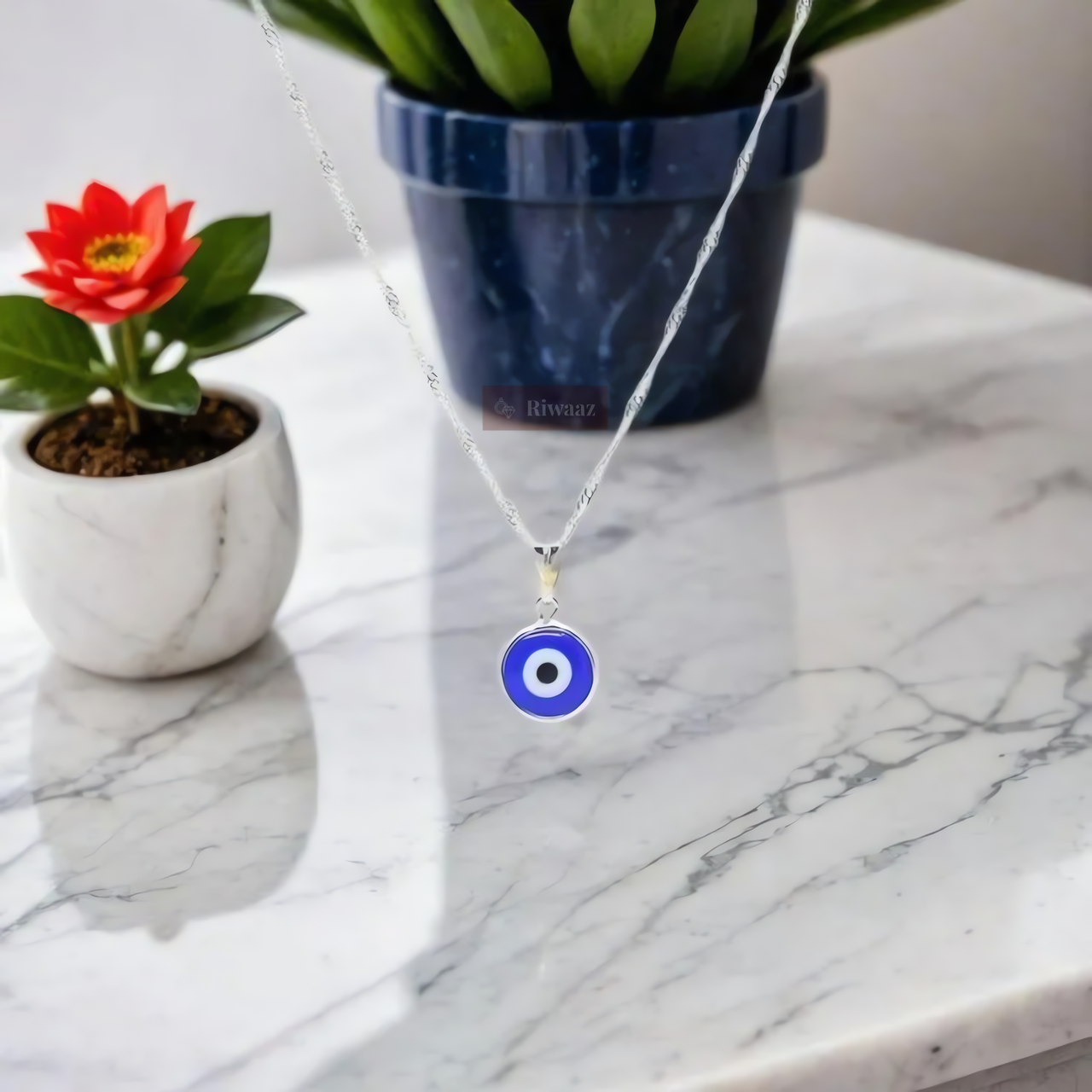 Evileye daisy pendant