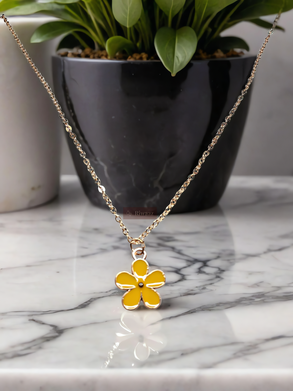 Daisy pendant ( 3 pendant set)